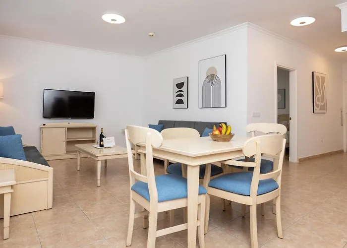 Aparthotel Villamar 3*