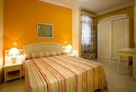 Villamar Apartahotel