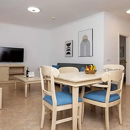 Ξενοδοχείο με διαμερίσματα Villamar
