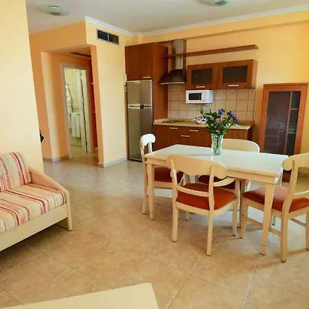 Aparthotel Villamar