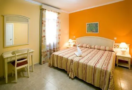 Apart-hotel Villamar 3*